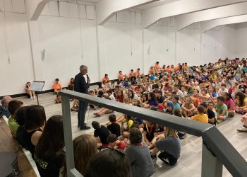 Il Vescovo Ausiliare negli Oratori Estivi