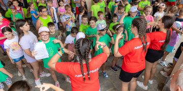 Il Vescovo Ausiliare negli Oratori estivi